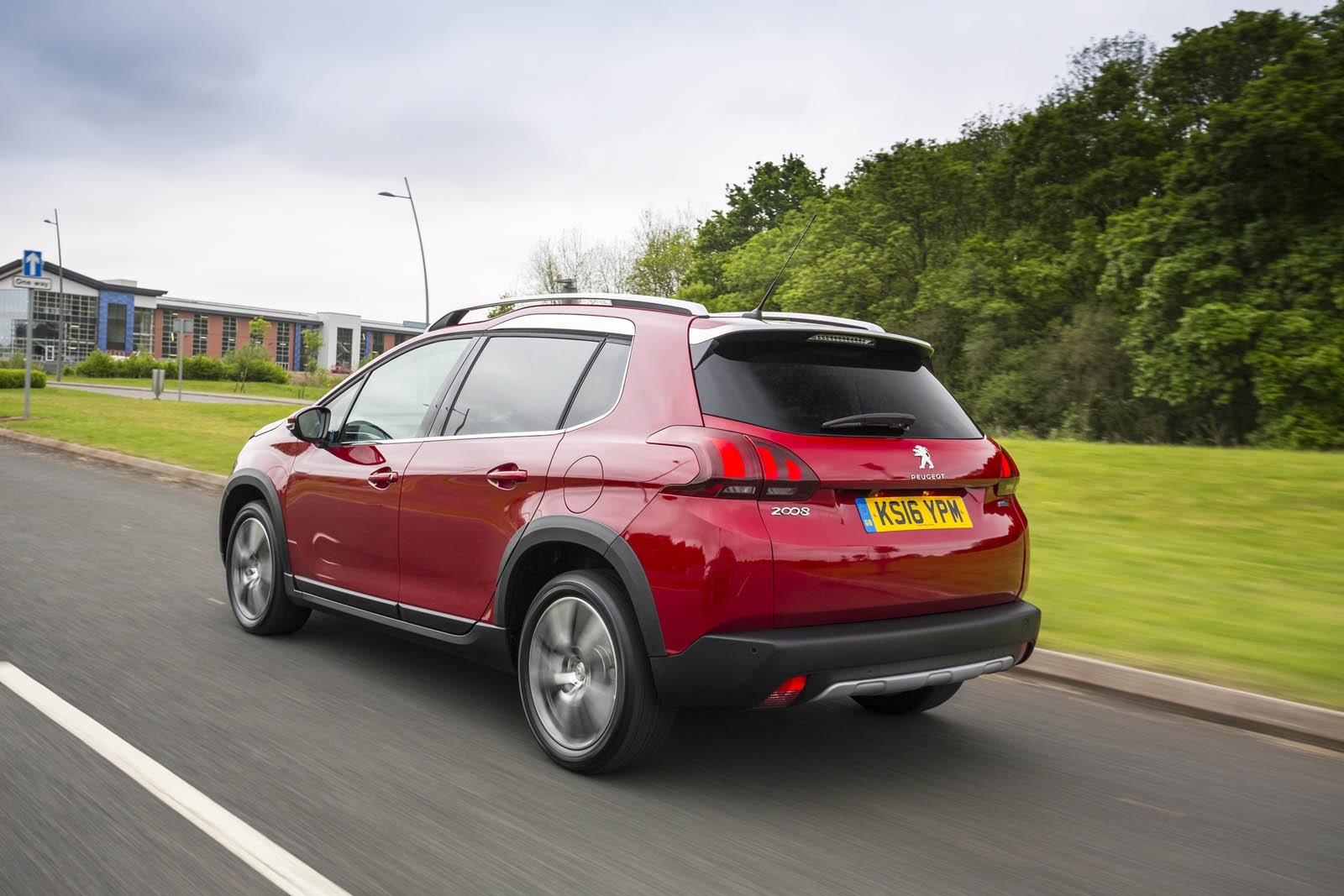 2008 های آینده، بزرگتر و سبکتر از همیشه 2008 های آینده، بزرگتر و سبکتر از همیشه