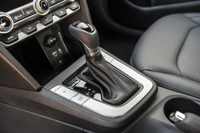 قلب تپنده جدید و جراحی دماغه در النترای 2019 قلب تپنده جدید و جراحی دماغه در النترای 2019