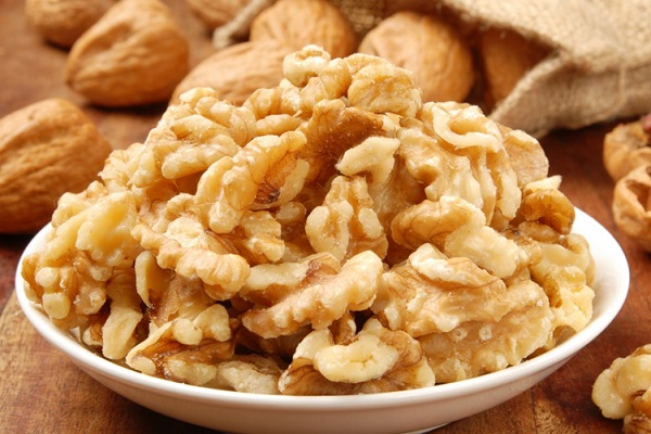 از بهترین مواد غذایی برای مقابله با سرطان