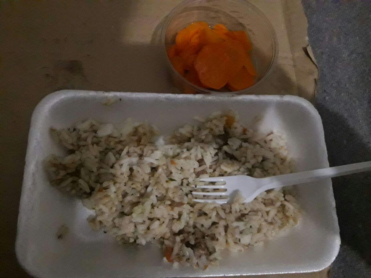 کمپ هایی که استاندارد زندگی انسان را ندارند کمپ هایی که استاندارد زندگی انسان را ندارند