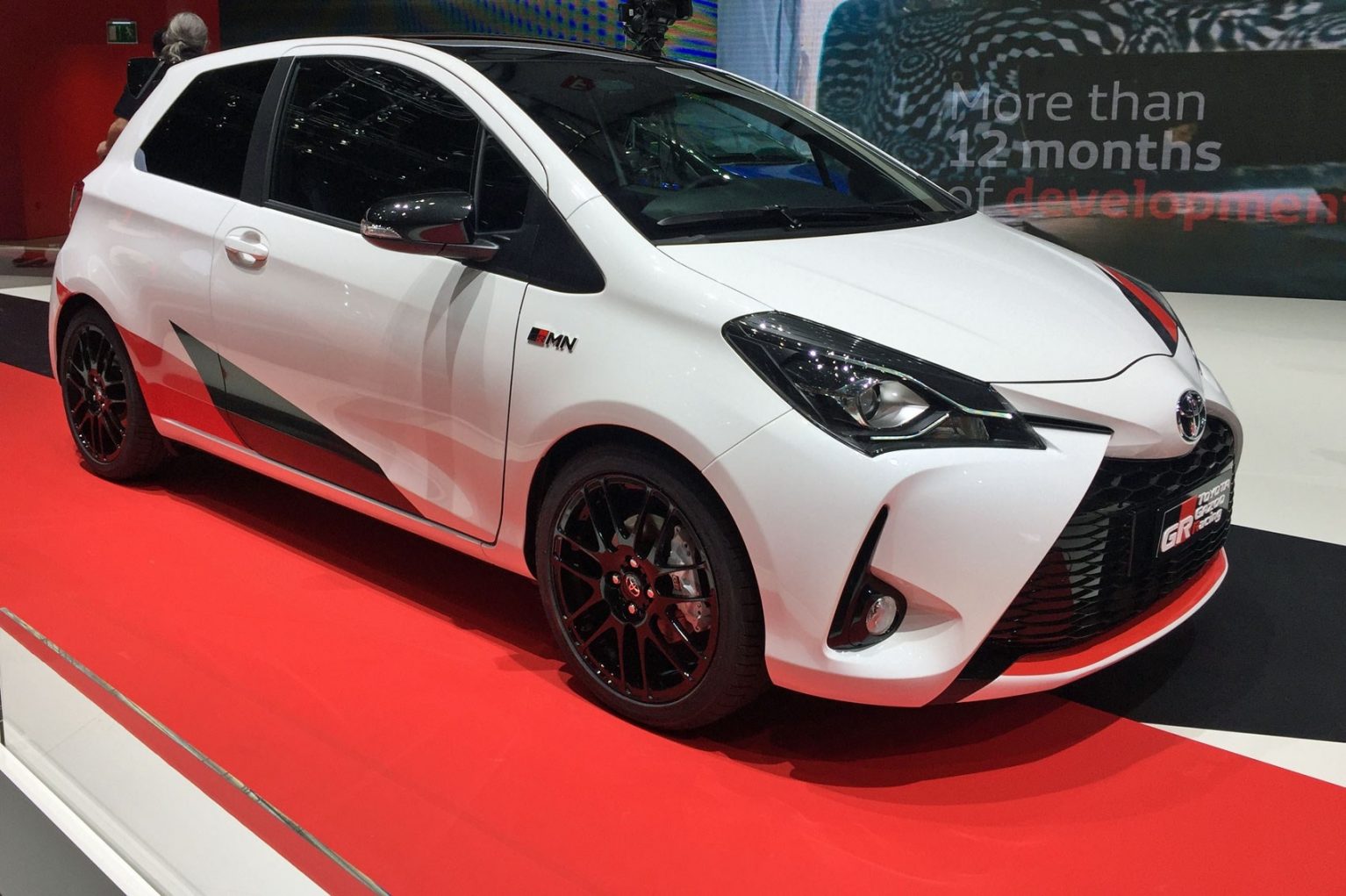 چالش یاریسهای تویوتا در رقابت با فورد فیستا چالش یاریسهای تویوتا در رقابت با فورد فیستا