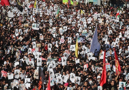 بر اثر ازدحام جمعیت تعدادی از تشییع کنندگان در کرمان جان باختند