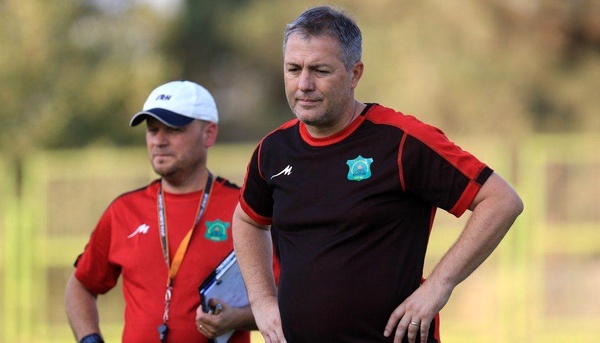 اسکوچیچ در صنعت نفت میماند؛ تکذیب مذاکره سرمربی کروات با باشگاه استقلال اسکوچیچ