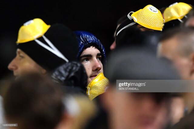 عکس روز/ ماسک بر سر در انگلیس! ماسک