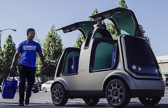 پیتزای خود را با خودروی خودران تحویل بگیرید (+عکس) پیتزای خود را با خودروی خودران تحویل بگیرید (+عکس)