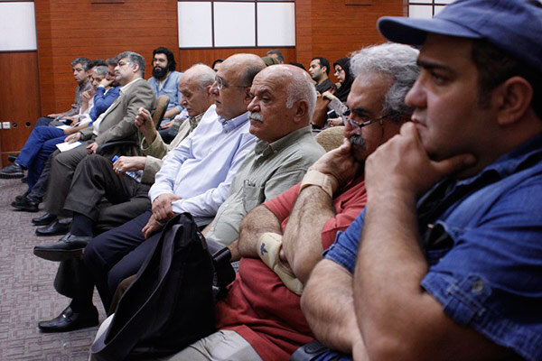 درخواست هنرمندان رادیو نمایش از مدیر جدید/ پیشکسوتان بازگردند