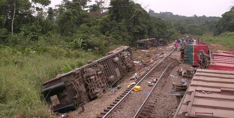 50 کشته بر اثر خروج قطار از ریل در کنگو 50 کشته بر اثر خروج قطار از ریل در کنگو