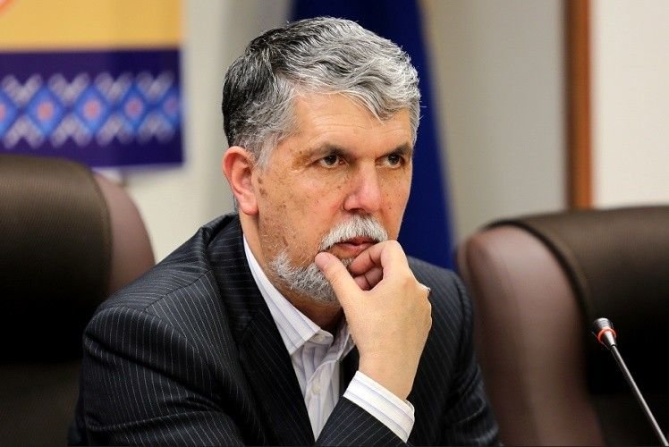 نامه&zwnj;ای سرگشاده به وزیر ارشاد: دست سارقان و قاچاقچیان را از سینما کوتاه کنید