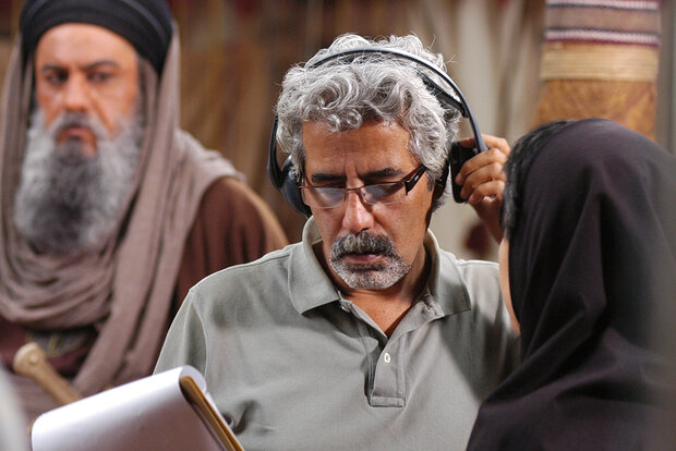 احمدرضا درویش: دیگر از ارشاد مجوز ساخت نمی&zwnj;گیرم/ نسخه قانونی &laquo;رستاخیز&raquo; بارگذاری خواهد شد