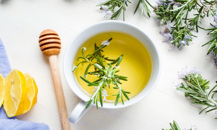 از فواید سلامت شگفت انگیز چای رزماری