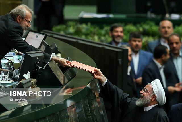 عضو هیات رییسه مجلس: رئیس&zwnj;جمهور فردا برای تقدیم لایحه بودجه ۹۹ به مجلس می&zwnj;آید