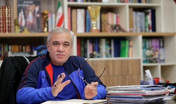 فتح الله زاده: علیه زرینچه حرف نزدم/ صحبتهایم را میکس کردند! فتح الله زاده