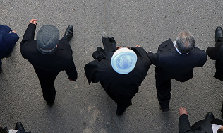 روحانی بنزین