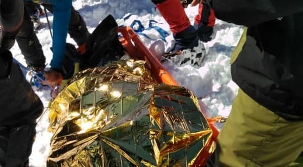 انتقال یک کوهنورد جان&zwnj;باخته دیگر به پایین ارتفاعات تهران