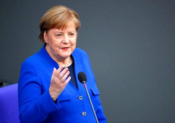 آنگلا مرکل: اپیدمی کرونا تا مدت&zwnj;ها با مردم باقی خواهد ماند