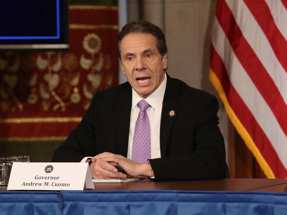 عصبانیت فرماندار نیویورک ازصف شلوغ مردم جلوی مِیخانهها: کاری نکنید مجبور شوم خودم به آنجا بیایم عصبانیت فرماندار نیویورک ازصف شلوغ مردم جلوی مِیخانهها: کاری نکنید مجبور شوم خودم به آنجا بیایم