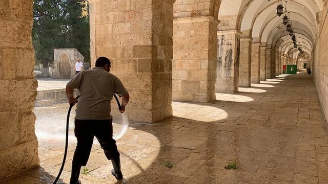 شستن  صحن مسجد الاقصی 