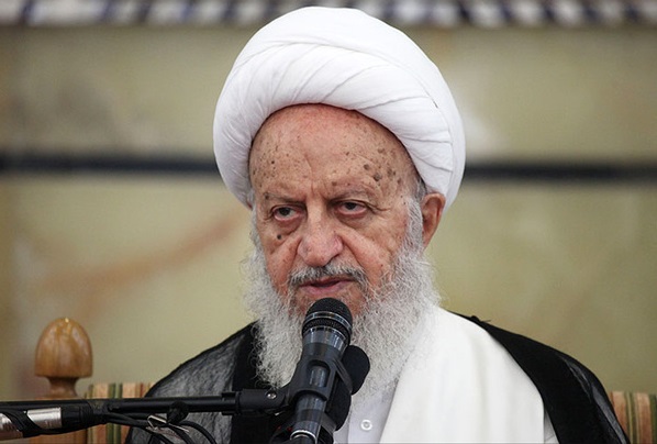 آیت&zwnj;الله مکارم شیرازی: قوای سه&zwnj;گانه جلوی وضعیت نابسامان گرانی در کشور را بگیرند