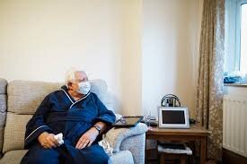 بیمار در خانه