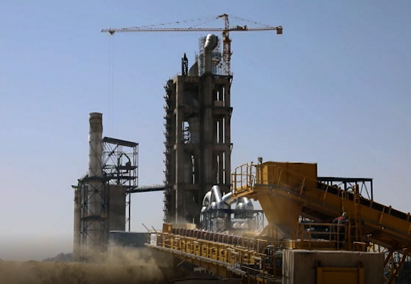 شیراز/ 5 مصدوم در حادثه آتشسوزی کارخانه سیمان دشتستان شیراز/ 5 مصدوم در حادثه آتشسوزی کارخانه سیمان دشتستان