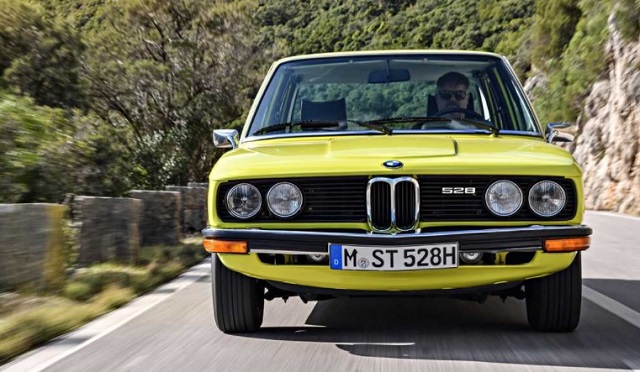 جذاب ترین خودروهای جهان با چراغ اصلی 4 تایی/ از سیلور شدو تا مانتا (+عکس)