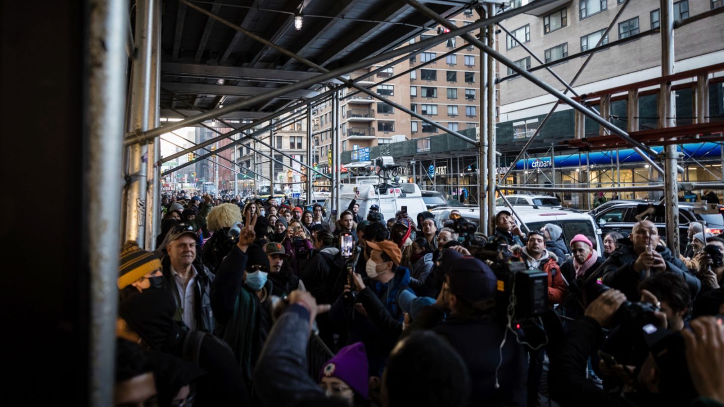 افتتاح اولین فروشگاه قانونی ماریجوانا در نیویورک (+عکس) / فروش ب