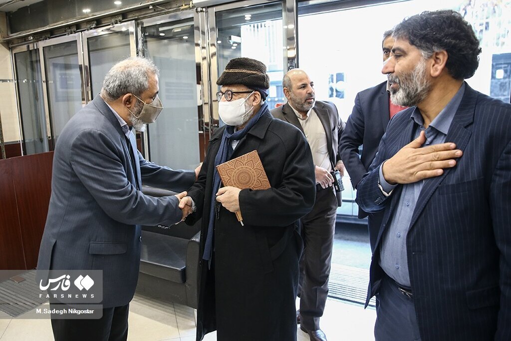 استایل زمستانی و دیده نشده از جواد لاریجانی (عکس)