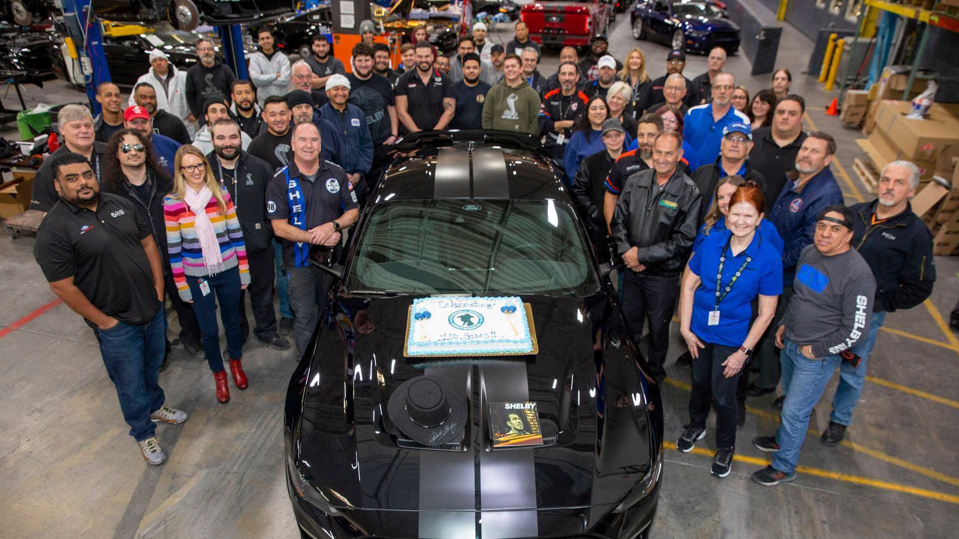 خودرو کارول شلبی خودرو کارول شلبی