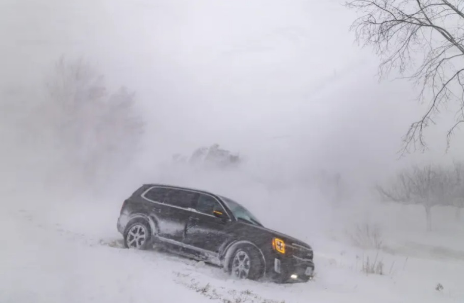 برف و سرما در آمریکا: مرگ 50 نفر / قطع برق هزاران خانه / کاهش دما به منفی 48 / لغو 17 هزار پرواز