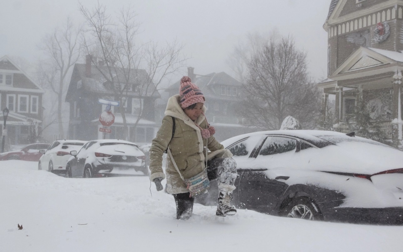 برف و سرما در آمریکا (+عکس): مرگ 60 نفر  / قطع برق هزاران خانه / کاهش دما به منفی 48 / لغو 17 هزار پرواز