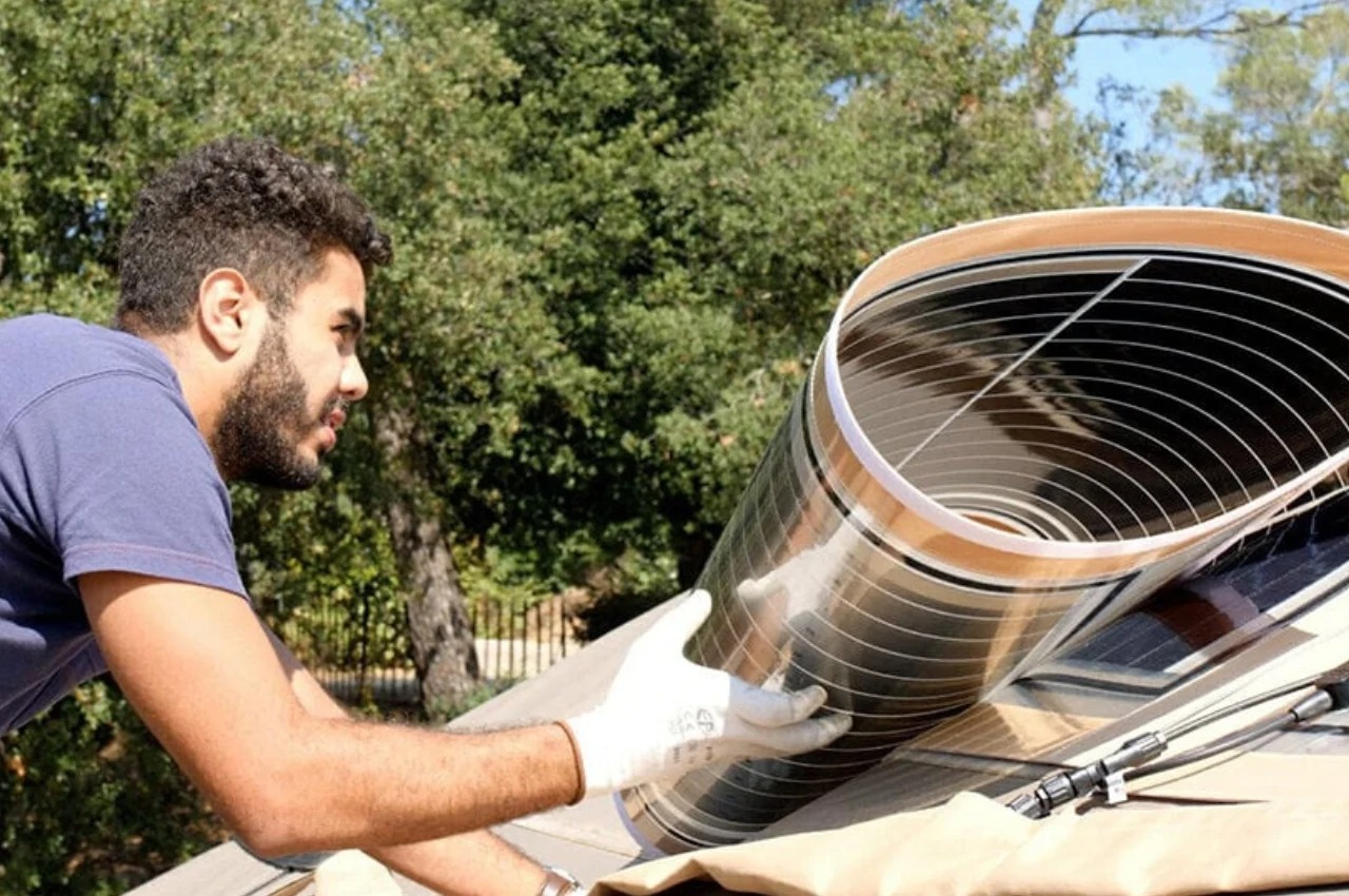 فیلم های خورشیدی؛ آینده انعطاف‌پذیرتر انرژی خورشیدی!