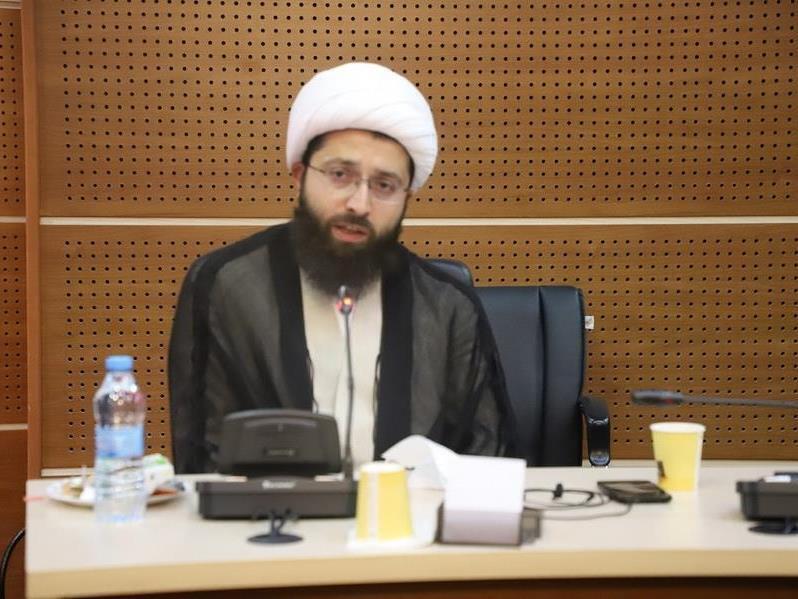 معاون دادستان قم: «لایک کردن مطالب دیگران» و «عضویت در کانال‌ها و گروه‌ها» مسئولیت قانونی دارد