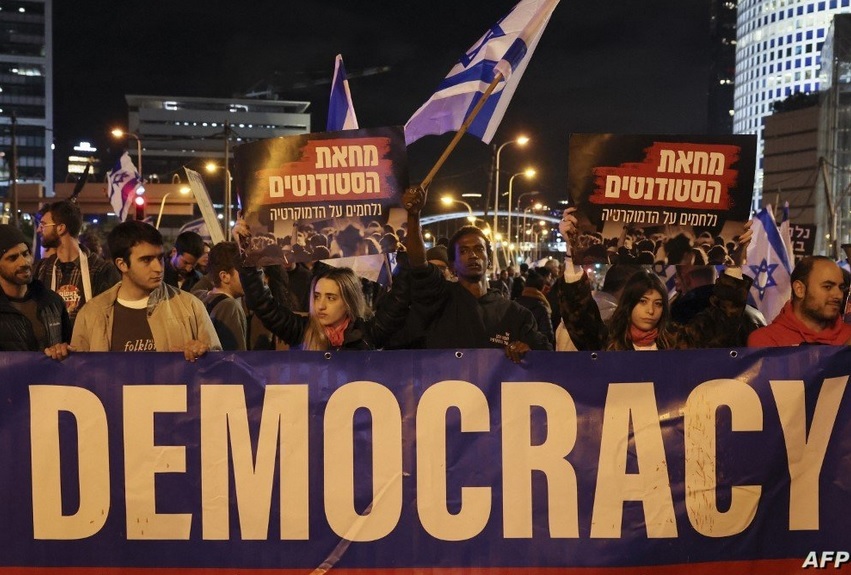 پنجمین هفته تظاهرات بزرگ علیه نتانیاهو در اسراییل (+عکس)