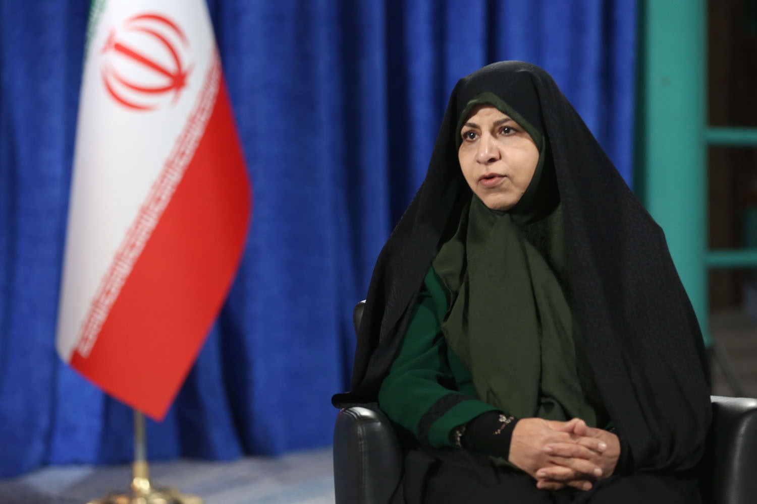 دستجردی: معجزه نگاه ارزشمند و اعتماد امام (ره) موجب تحول زنان شد/ در تربیت جوانان کوتاهی کردیم