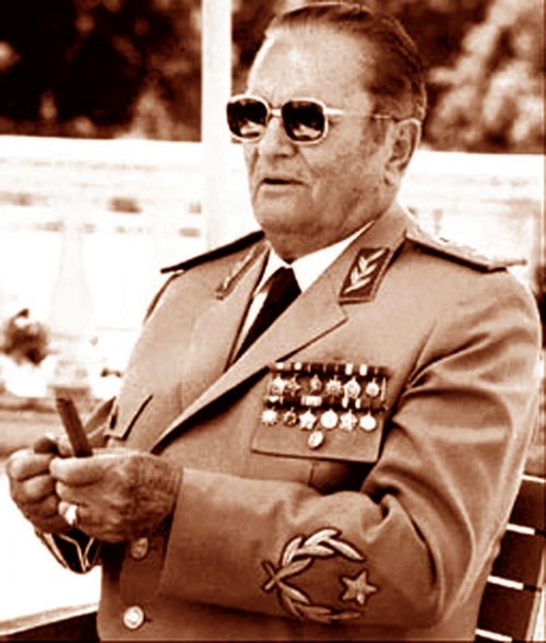 تیتوئیسم چه بود؟