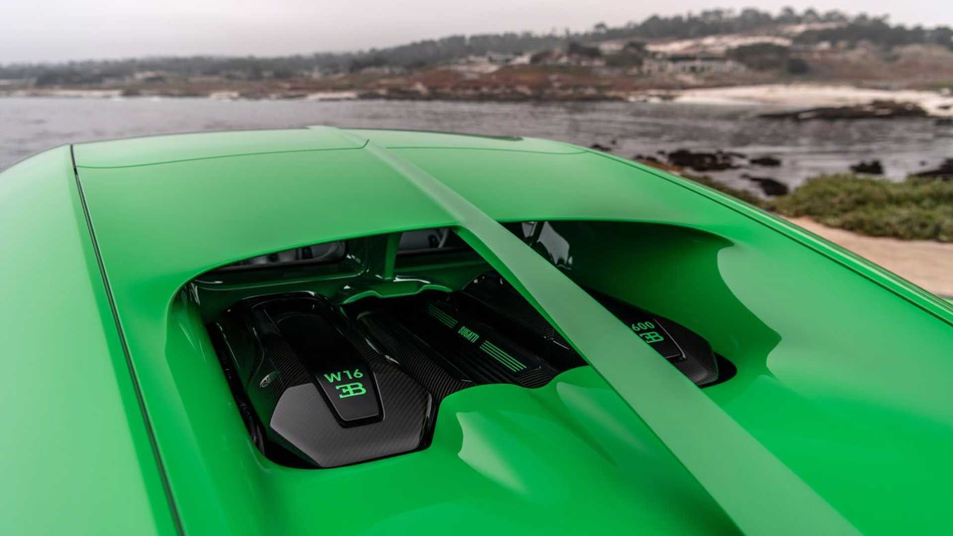 بوگاتی شیرون؛ خودرویی که فقط رنگ آمیزی آن به 600 ساعت زمان نیاز دارد