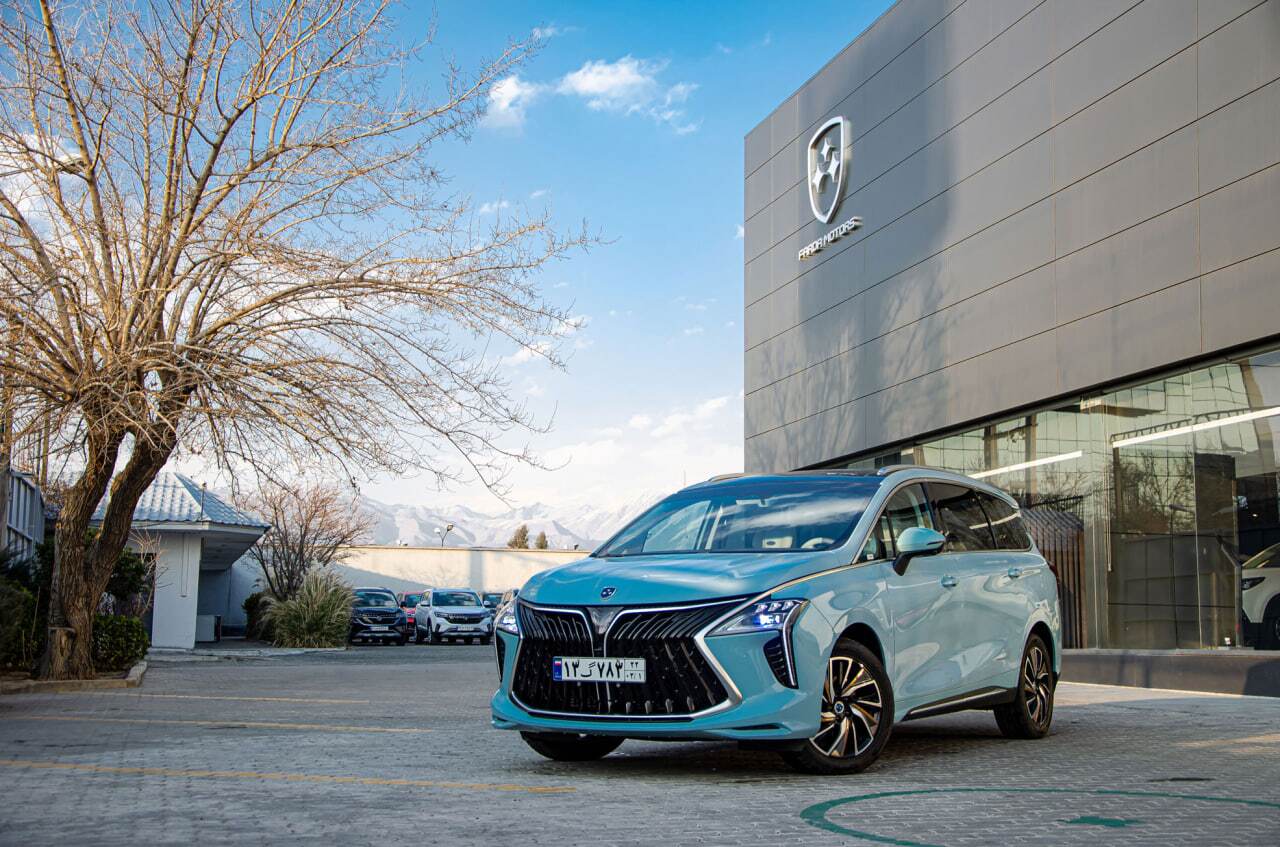 نمونه های نهایی خودرو سوبا M4 به دفتر مرکزی فردا موتورز رسید (+عکس و مشخصات فنی)