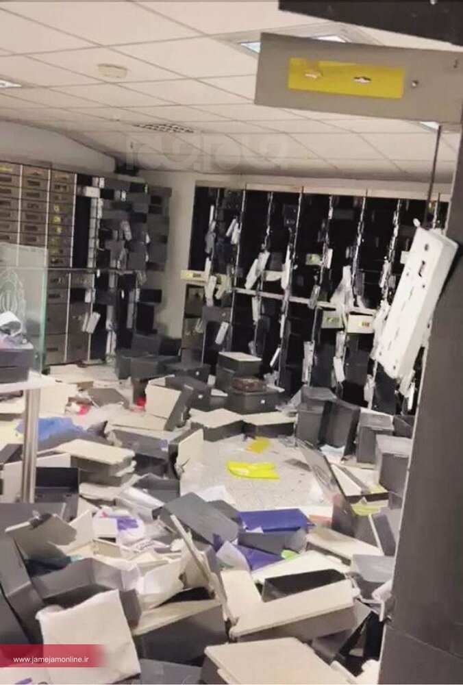 اولین تصاویر از صندوق امانات بانک ملی بعد از سرقت