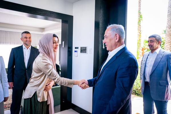 سفر وزیر خارجه امارات به اسرائیل / حضور در موزه هولوکاست و دیدار با نتانیاهو (+عکس)