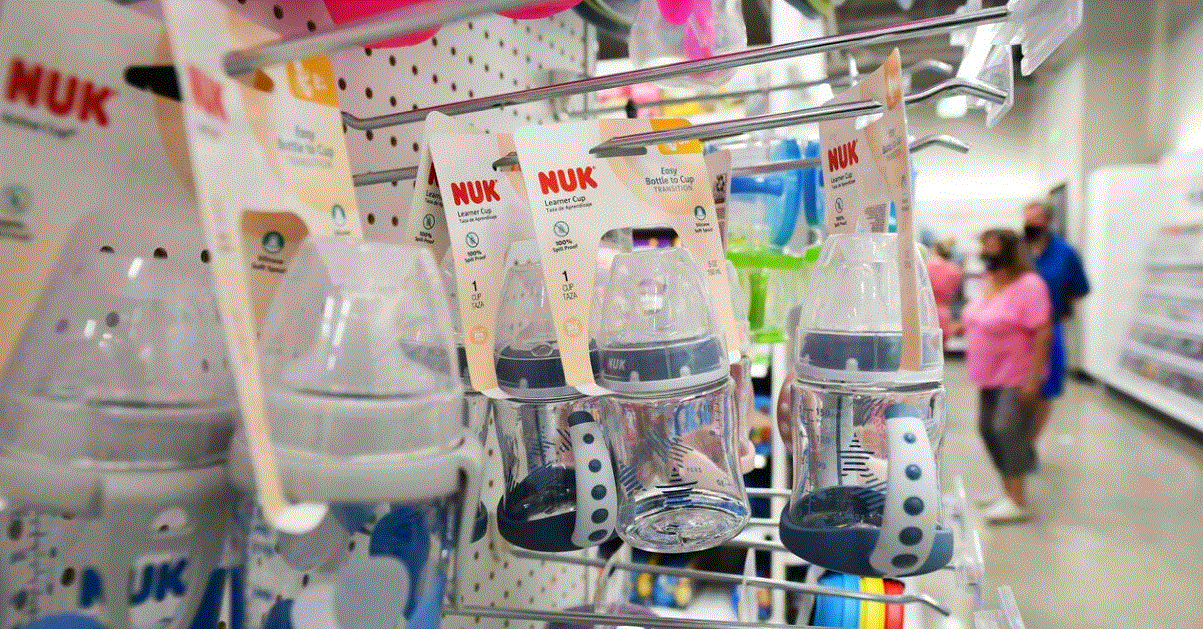 یک مرکز سالمندان در ژاپن: کودک استخدام میکنیم/ حقوق؛ پوشک و شیرخشک یک مرکز سالمندان در ژاپن: کودک استخدام میکنیم/ حقوق؛ پوشک و شیرخشک