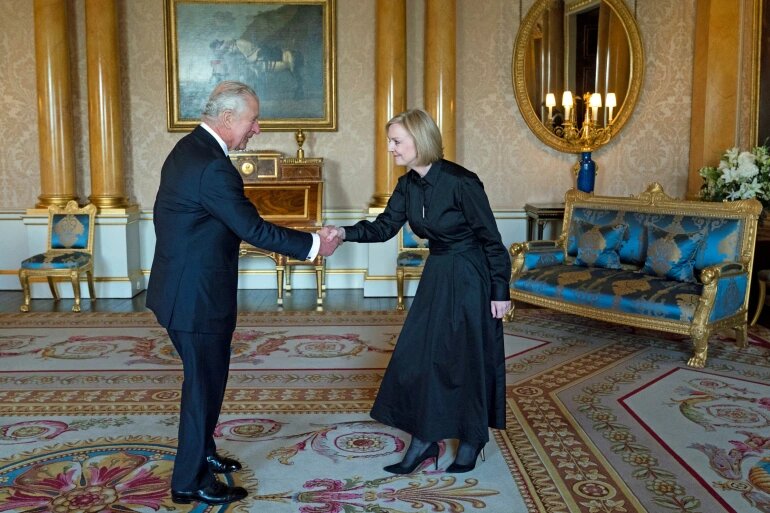 بریتانیا؛ مخالفت نخست وزیر با سفر پادشاه به مصر / چارلز در نشست سازمان ملل سخنرانی نمی کند بریتانیا؛ مخالفت نخست وزیر با سفر پادشاه به مصر / چارلز در نشست سازمان ملل سخنرانی نمی کند