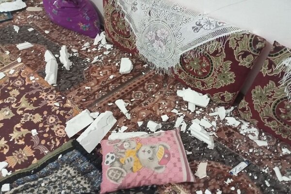 زلزله خوی را در آذربایجان غربی لرزاند/ ۵۲۸ نفر مصدوم شدند /50 خانه فروریخت و  200 خانه خسارت دید (+عکس)