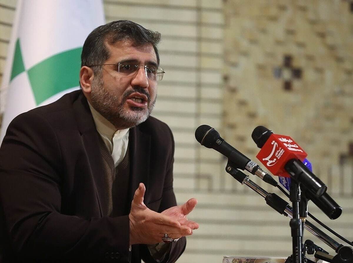وزیر ارشاد: اعتراض حق دانشجو و حق مردم است / بعضی از هنرمندانی که علیه نظام صحبت می‌کنند، از عفوشدگان سال ۹۸ هستند