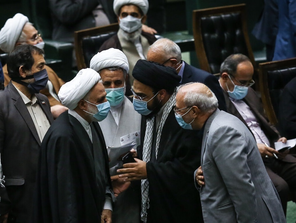 جزییات جلسه غیرعلنی مجلس با قوه قضاییه درباره اعتراضات/ نمایندگان خواستار برخورد با افراد سرشناسی شدند که در «آتش فتنه» دمیده‌اند