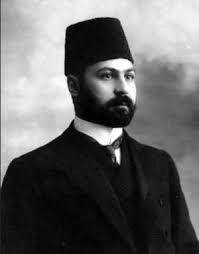 در تقابل لیبرال‌ها و محافظه‌کاران و چپ‌گرایان عصر مشروطه