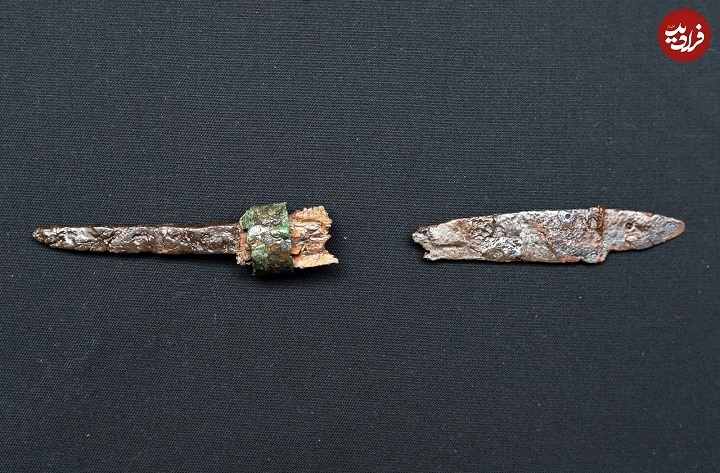 کشف مقبرۀ ۲ هزارسالۀ یک پزشک به همراه کیت کامل جراحی!