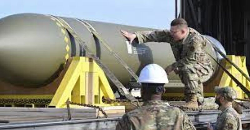 ماجرای انتشار و حذف عکس بمب آمریکایی برای حمله به تاسیسات زیر زمینی ایران چه بود؟(+عکس)