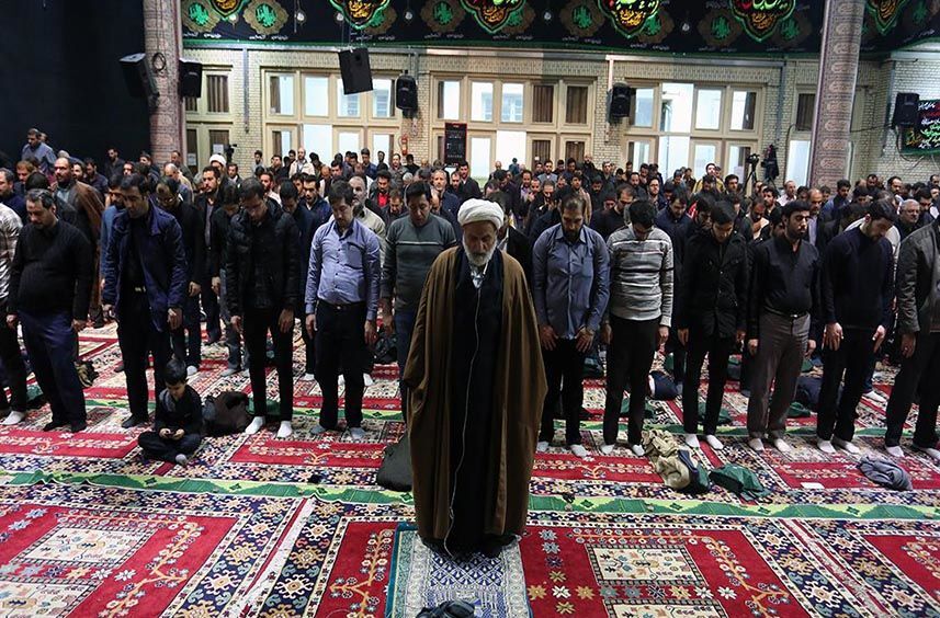 آمار غیررسمی از وضع مساجد/ طلبه‌ها دوست ندارند امام جماعت شوند!