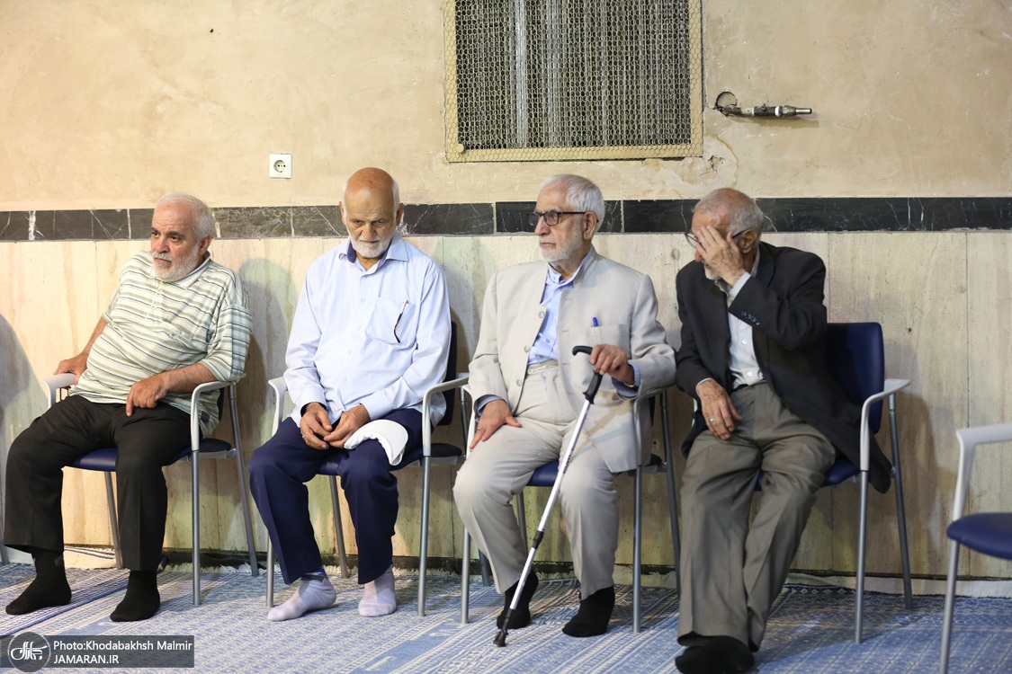 سفیر چین و کره شمالی در مراسم موتلفه در جماران (عکس) سفیر چین و کره شمالی در مراسم موتلفه در جماران (عکس)