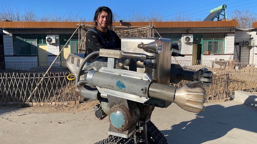 ساخت ربات امنیتی از ضایعات فلزی